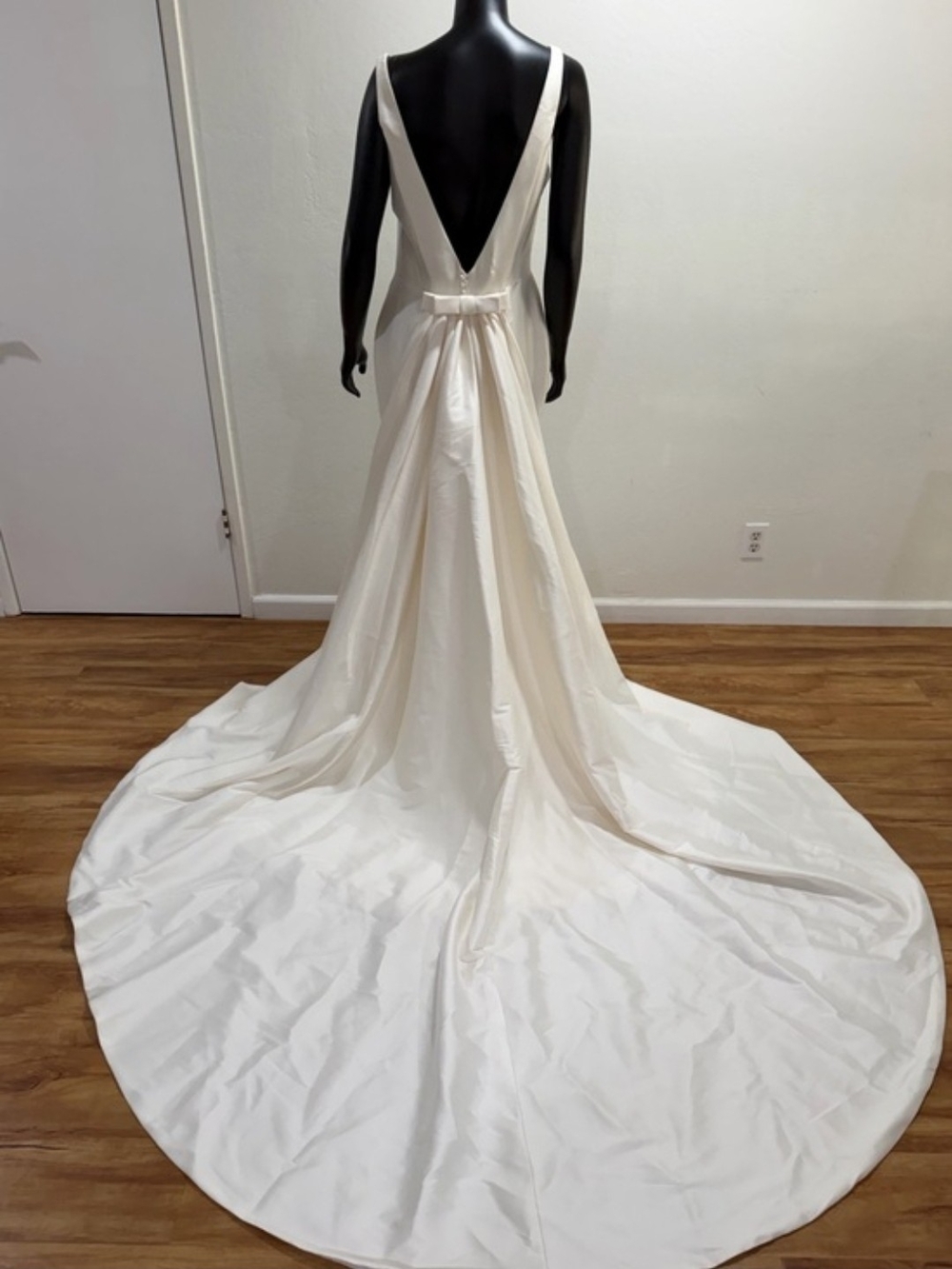 Justin Alexander Charlie Wedding Dress Size 14 With Detachable Train - Picture 10 of 12